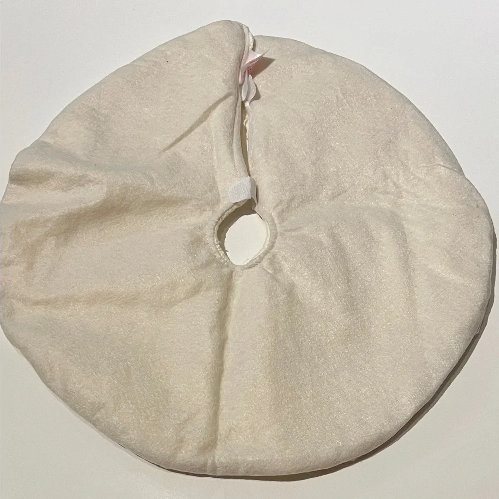 NWT Wondershop at Target Ivory Cable Knit Mini Tree Skirt 18 in dia - Picture 4 of 6
